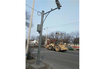 山西監(jiān)控桿定制廠家哪家好？鑫雨杭電器