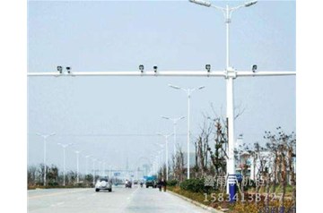 山西監(jiān)控桿在安裝的時候有哪些需要注意的？鑫雨杭電器
